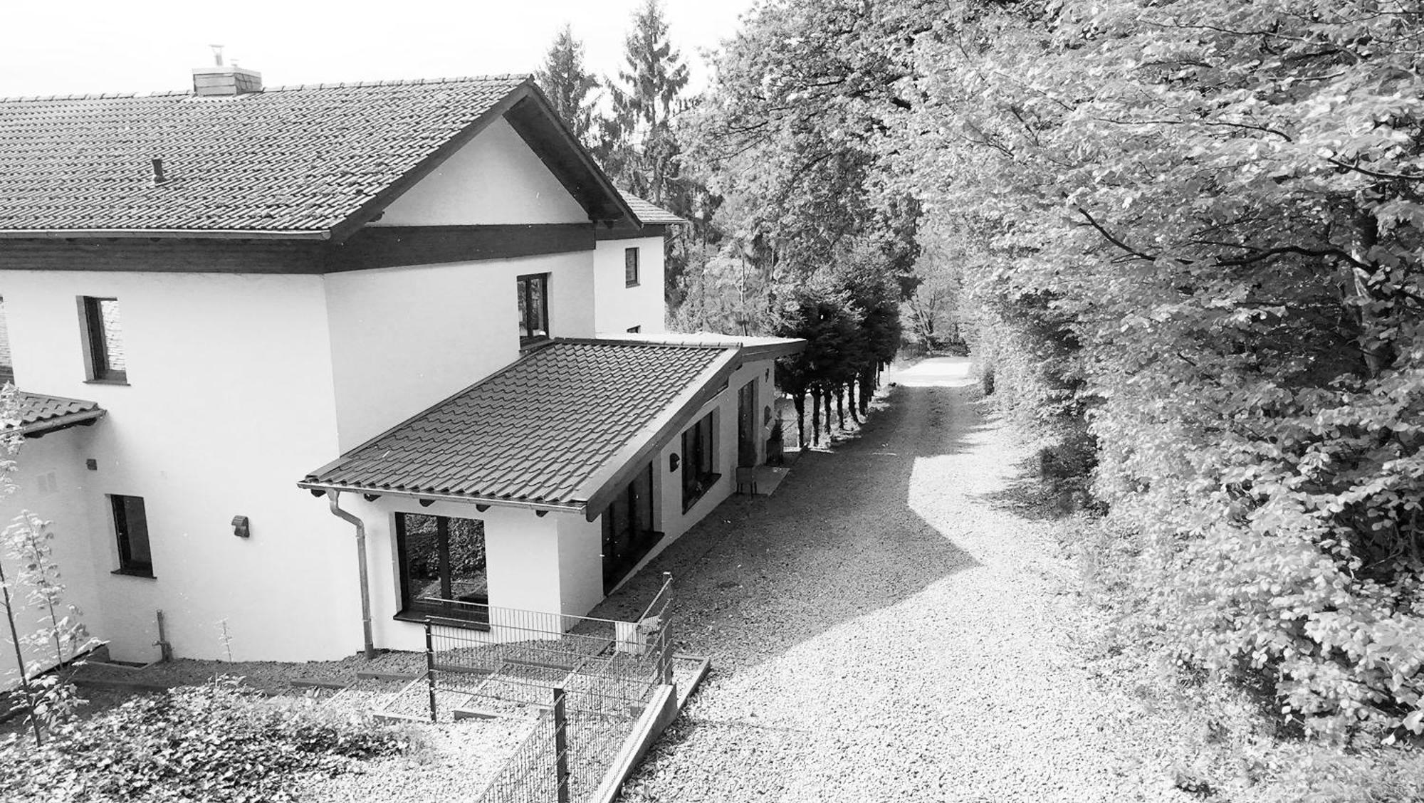 Gaestehotel Lucendi Premium Lounge Hohenleimbach Екстер'єр фото