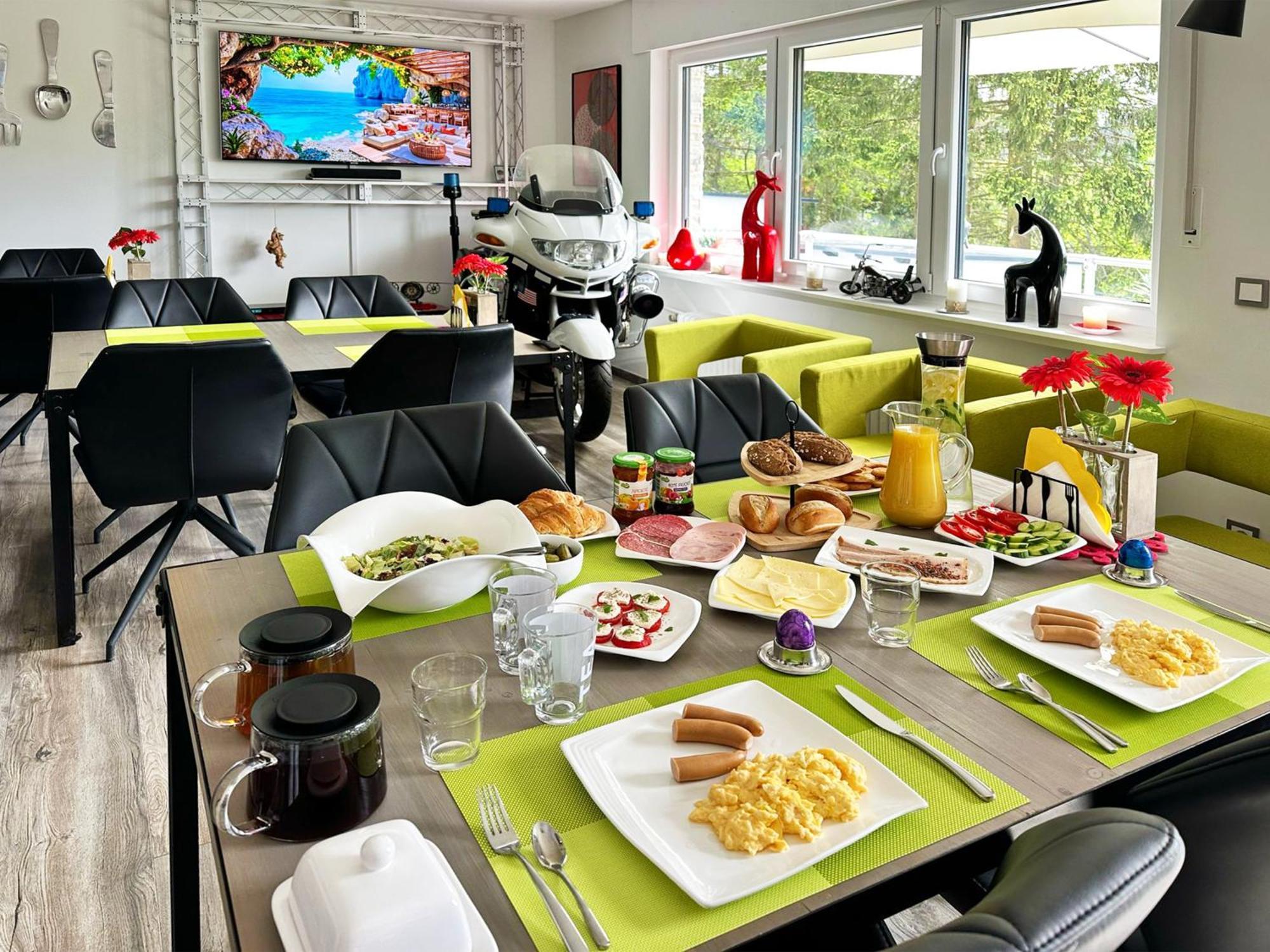 Gaestehotel Lucendi Premium Lounge Hohenleimbach Екстер'єр фото